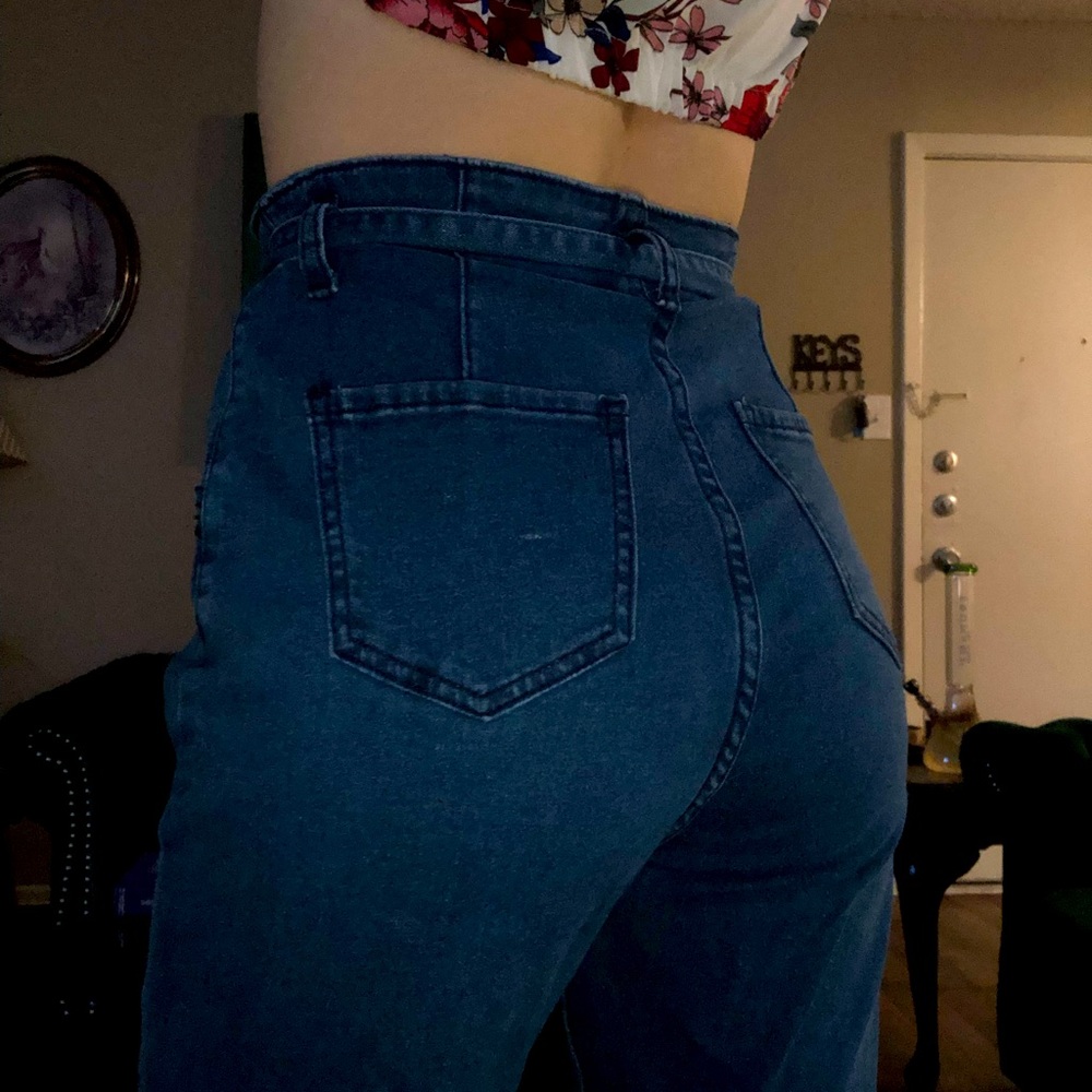 Flared - Picture 2 of 4